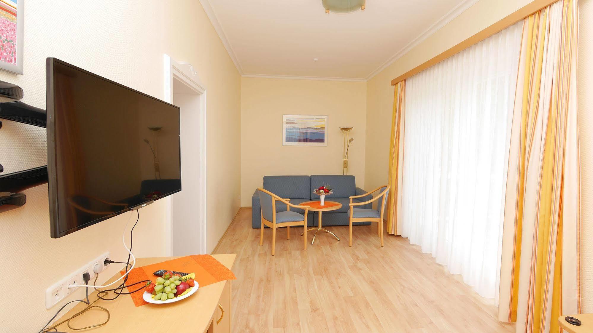 Hotel Garni Arte Vita Heringsdorf  Exterior photo