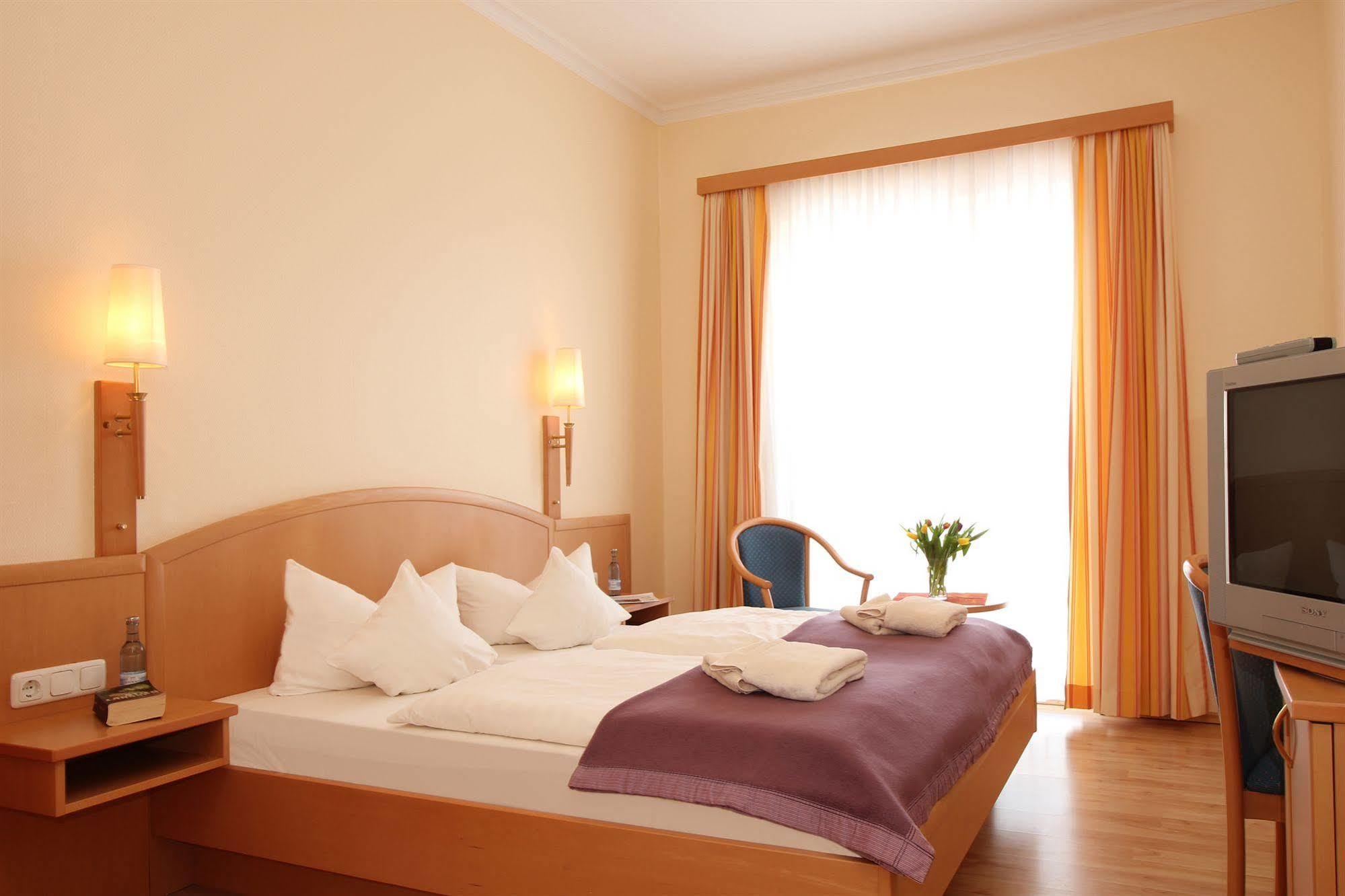 Hotel Garni Arte Vita Heringsdorf  Exterior photo